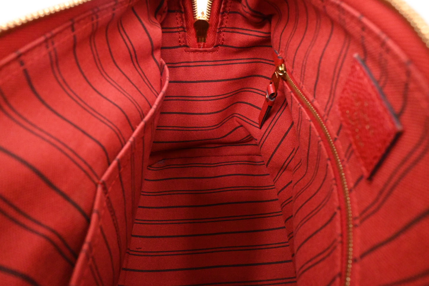 Louis Vuitton Speedy 25 Bandouliere in Red Empreinte Leather