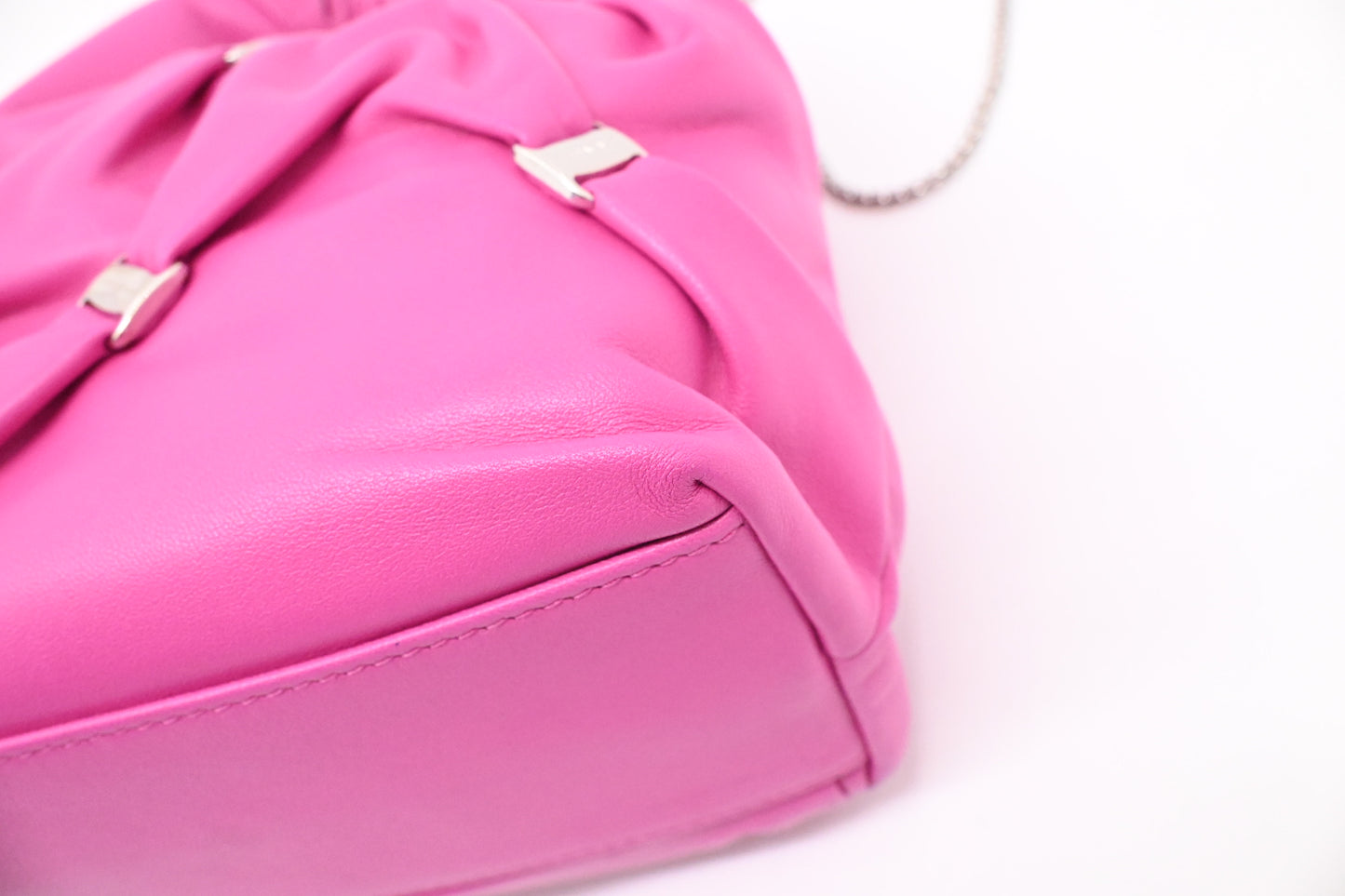 Ferragamo Small Bucket Bag in Fuchsia Leather