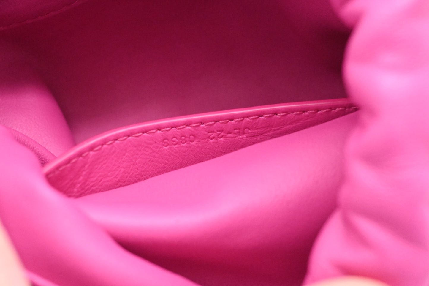 Ferragamo Small Bucket Bag in Fuchsia Leather