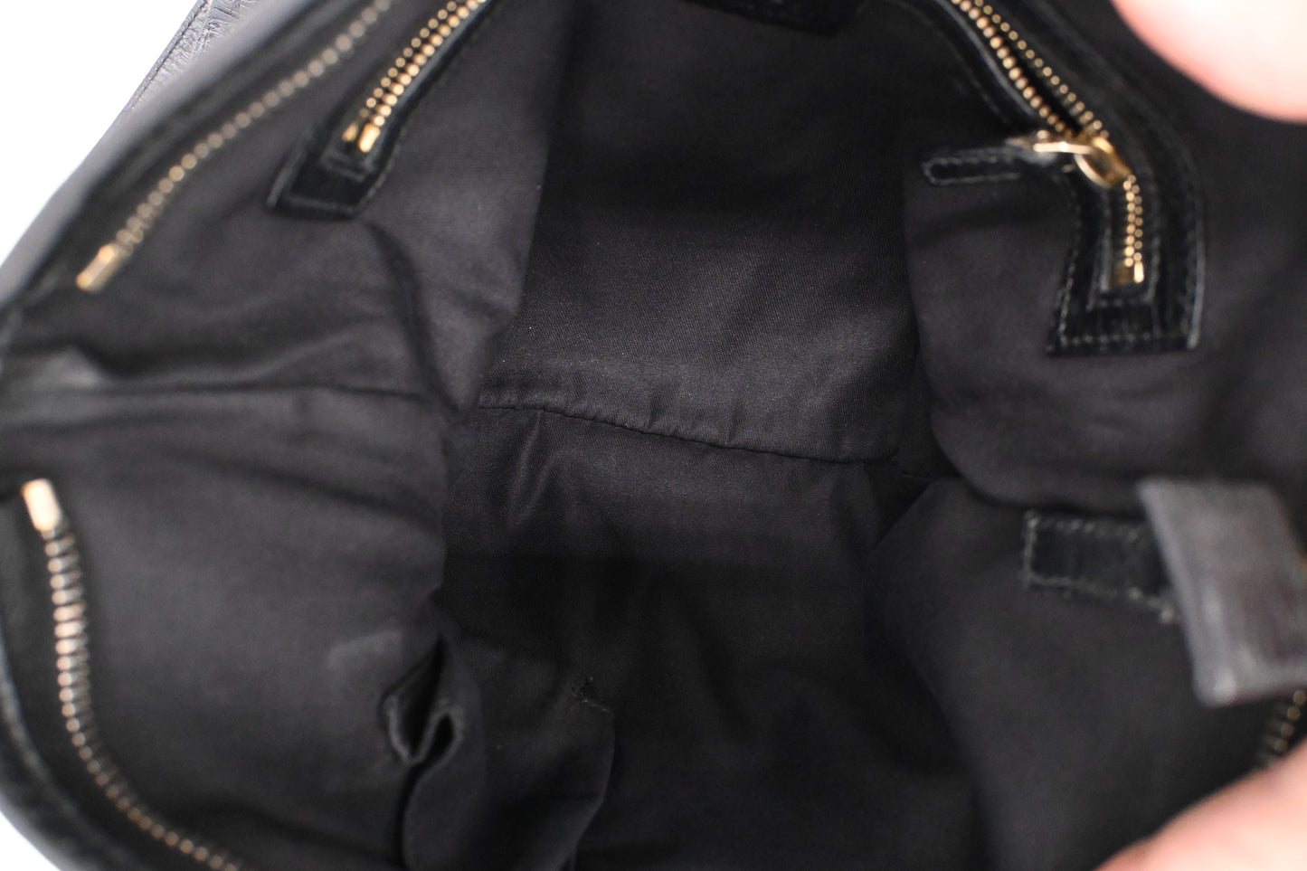 Gucci Sherry Shoulder Bag in Black Canvas