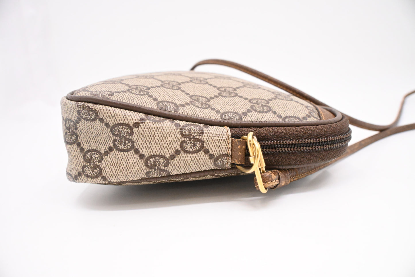 Gucci Crossbody in GG Supreme Canvas