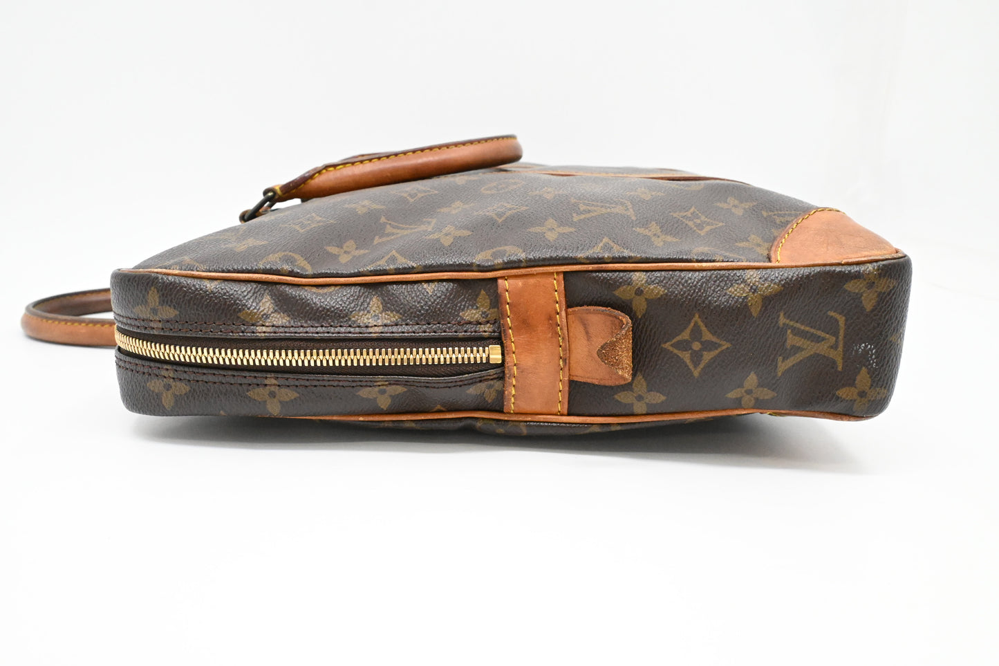 Louis Vuitton Porte Document Voyage in Monogram Canvas