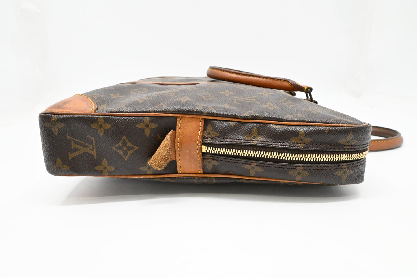 Louis Vuitton Porte Document Voyage in Monogram Canvas