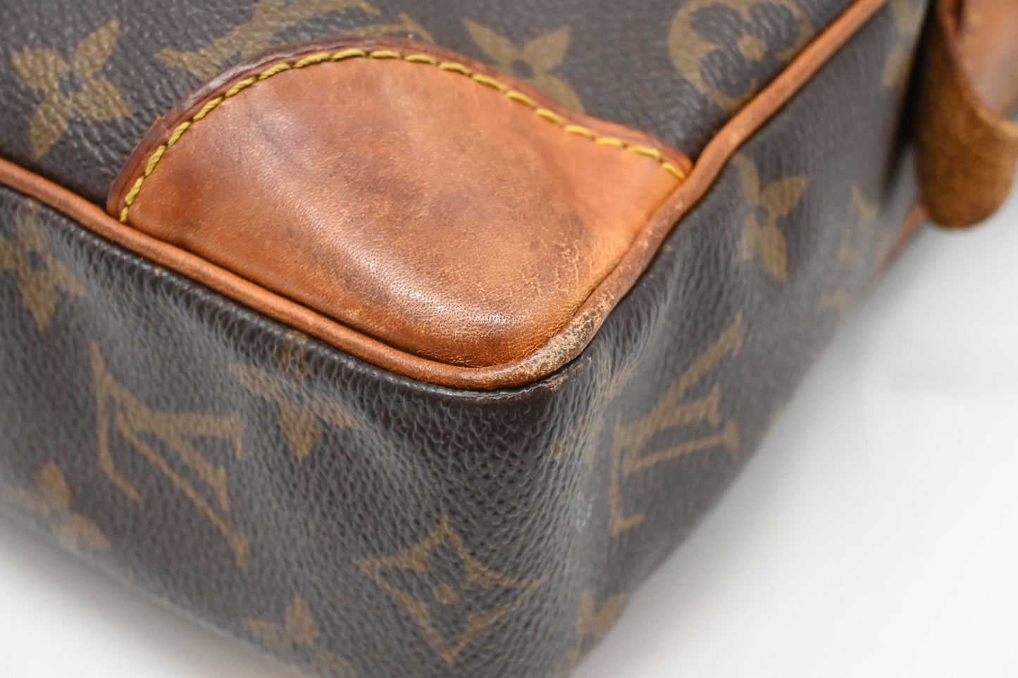 Louis Vuitton Porte Document Voyage in Monogram Canvas