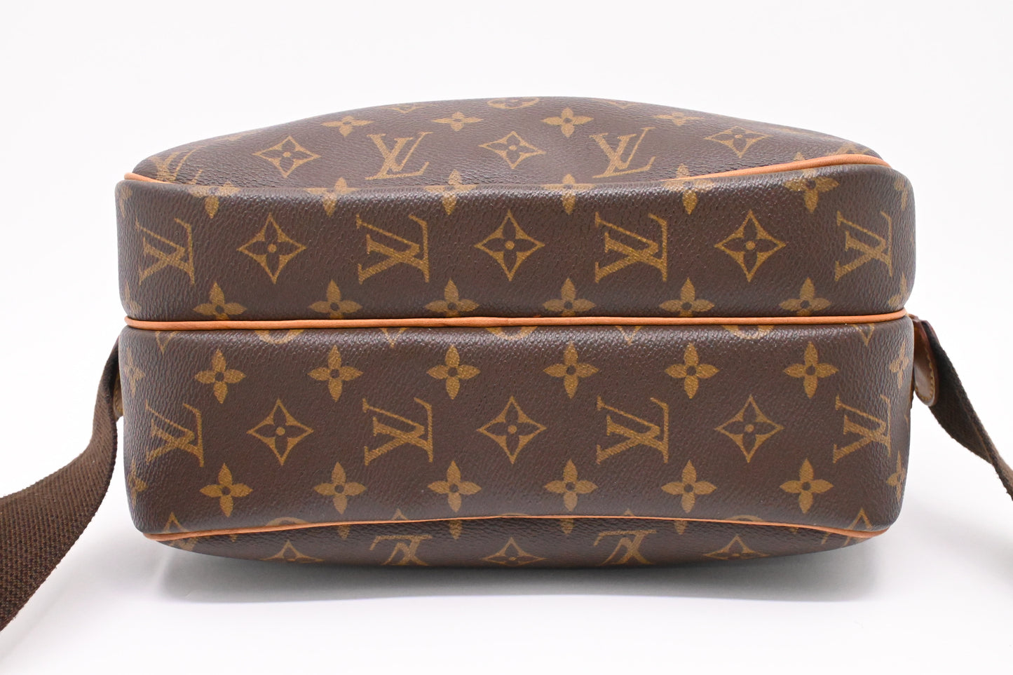 Louis Vuitton Reporter PM in Monogram Canvas