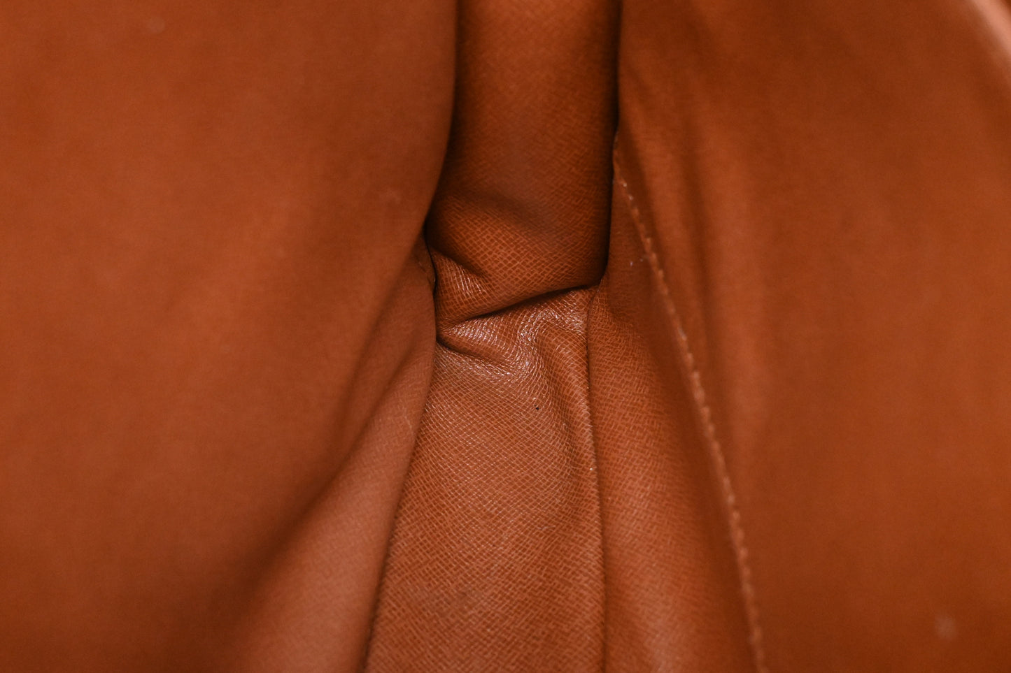 Louis Vuitton Porte Document Voyage in Monogram Canvas