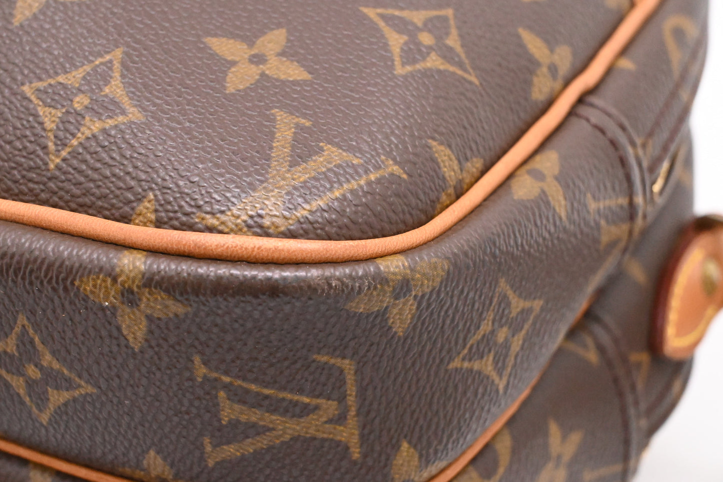 Louis Vuitton Reporter PM in Monogram Canvas