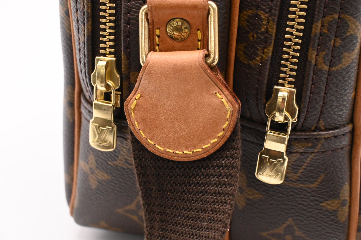 Louis Vuitton Reporter PM in Monogram Canvas