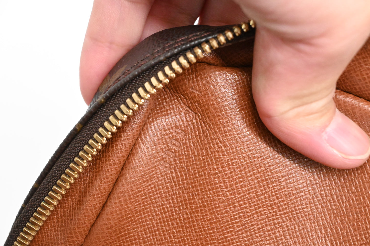 Louis Vuitton Porte Document Voyage in Monogram Canvas