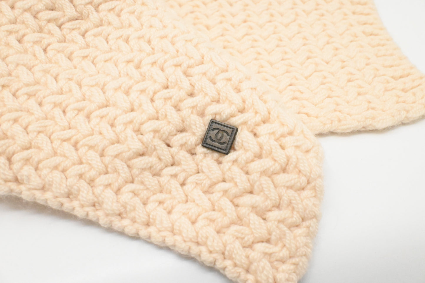 Chanel Scarf in Beige Cashmere