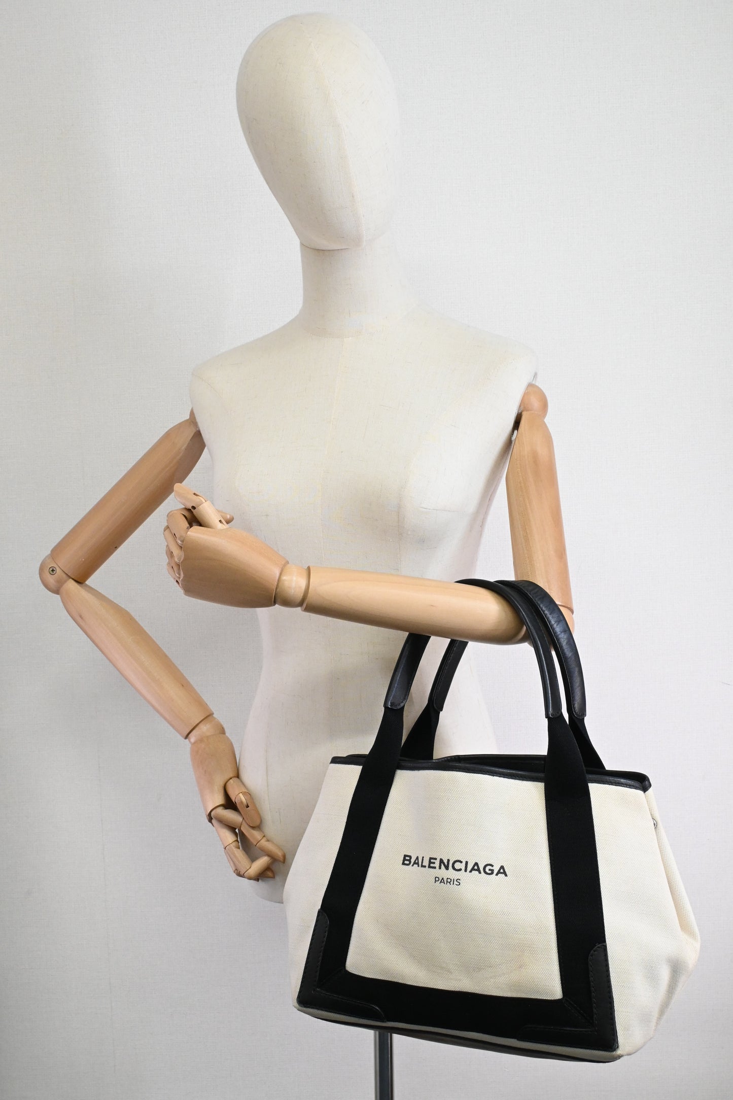 Balenciaga Cabas in White and Black Canvas