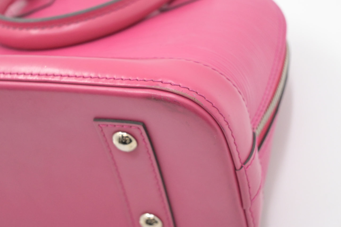 Louis Vuitton Alma BB in Pink Epi Leather
