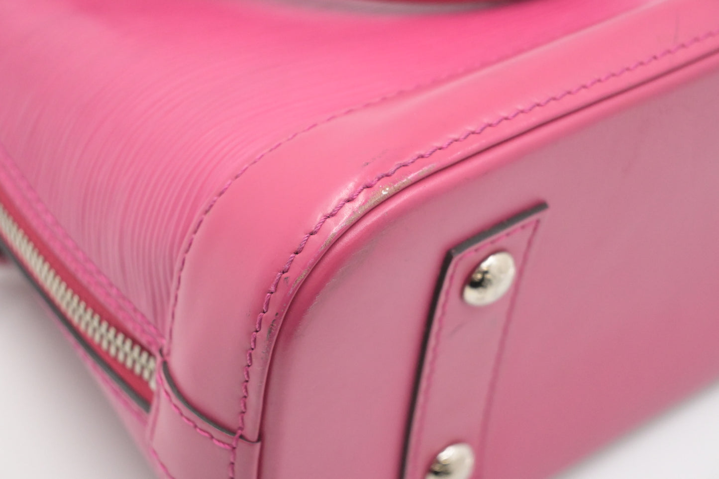 Louis Vuitton Alma BB in Pink Epi Leather