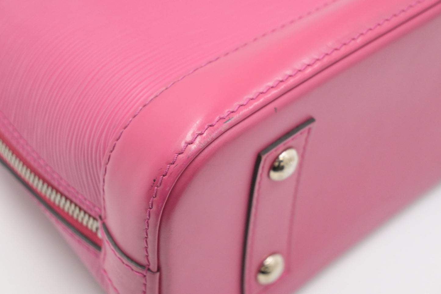 Louis Vuitton Alma BB in Pink Epi Leather