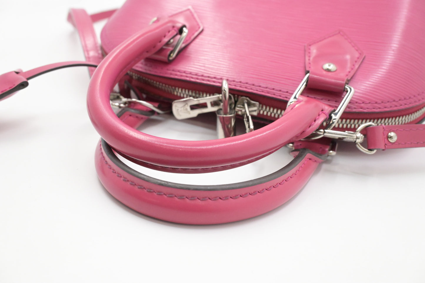 Louis Vuitton Alma BB in Pink Epi Leather