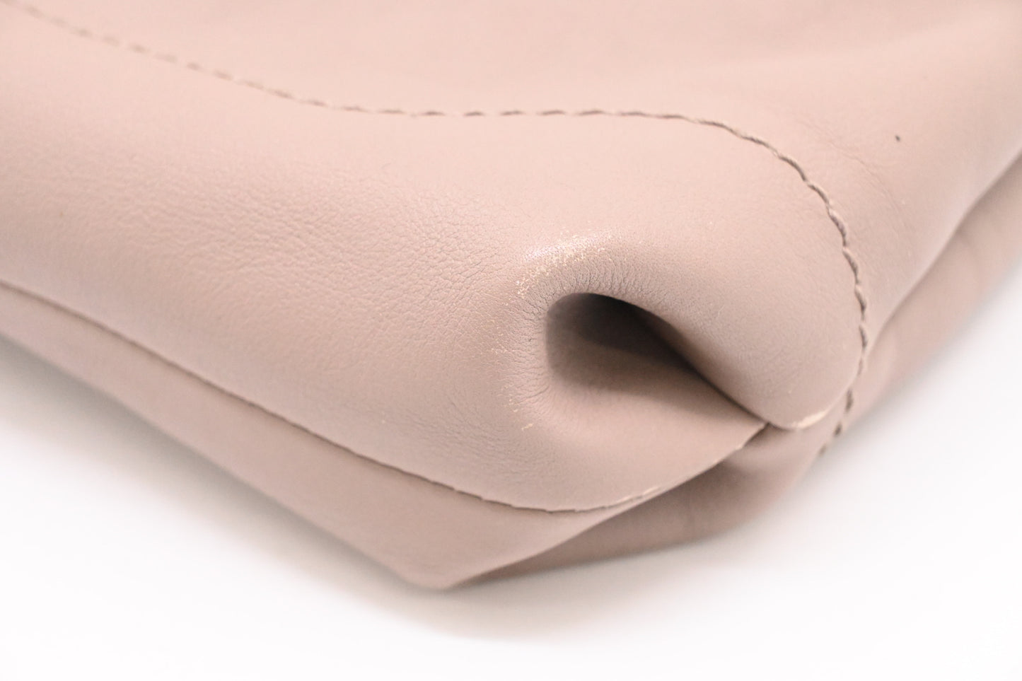 Ferragamo Shoulder in Greige Leather
