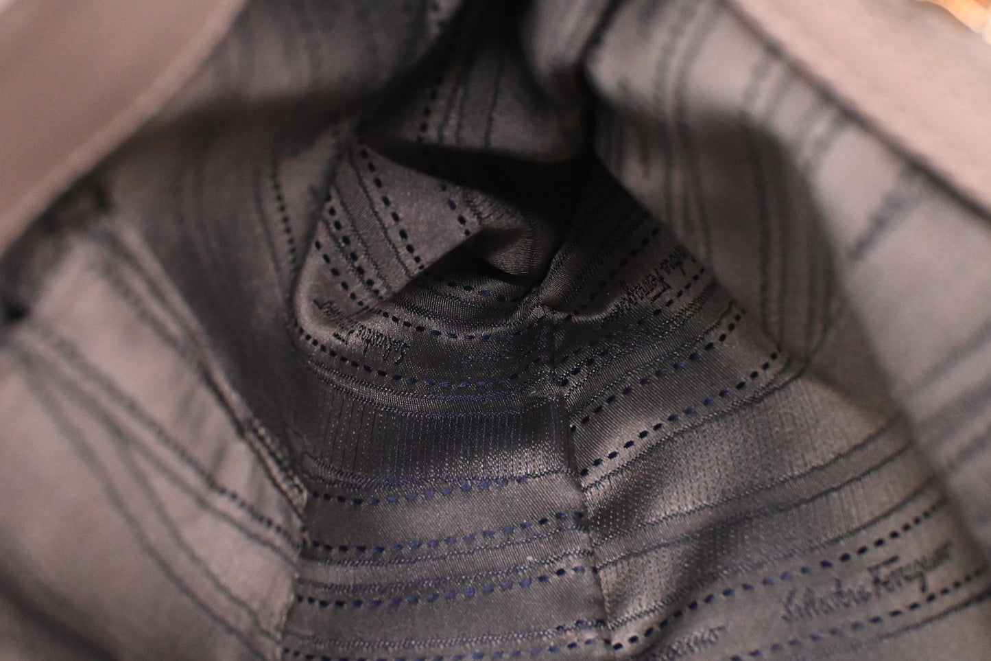 Ferragamo Shoulder in Greige Leather