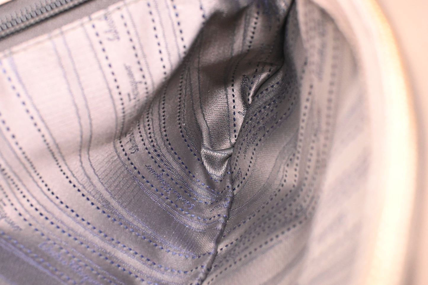 Ferragamo Shoulder in Greige Leather