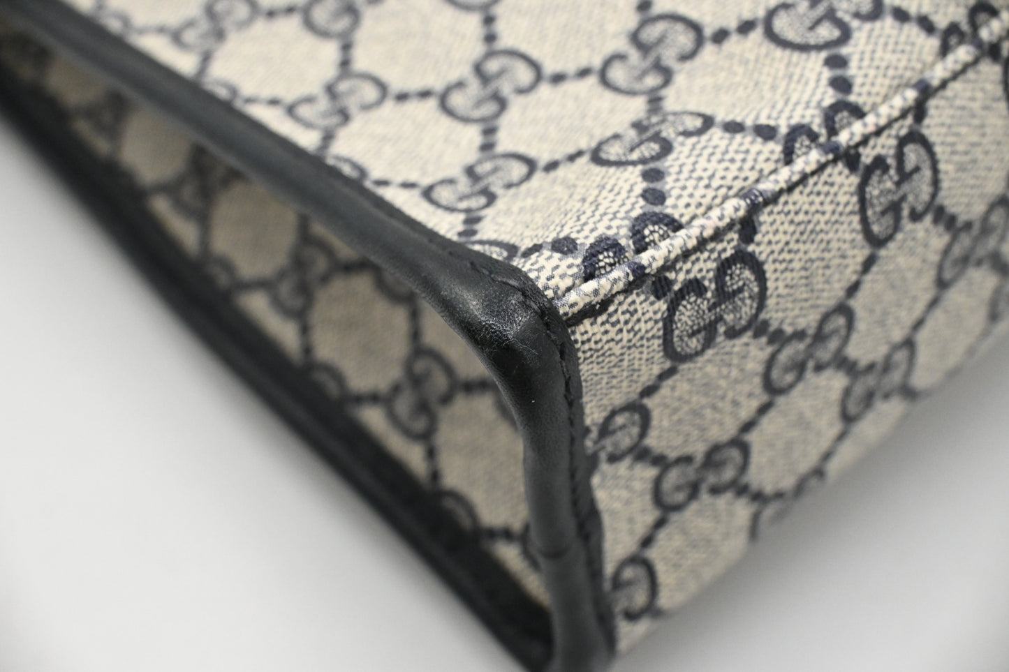 Gucci Sherry Tote in Navy Blue GG Supreme Canvas