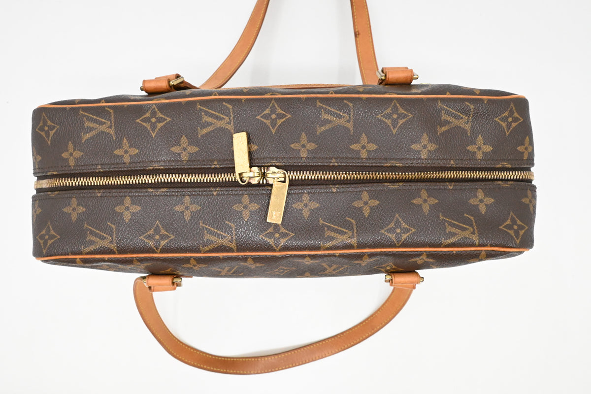 Louis Vuitton Cite GM in Monogram Canvas