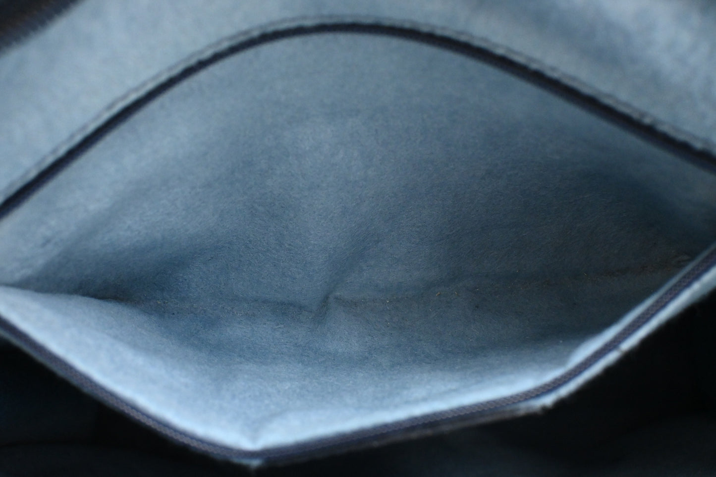 Gucci Sherry Tote in Navy Blue GG Supreme Canvas