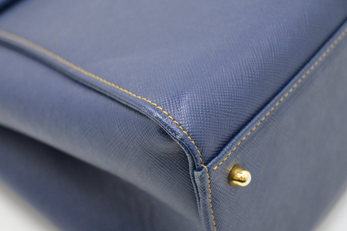 Valentino Shoulder Bag in Blue Leather