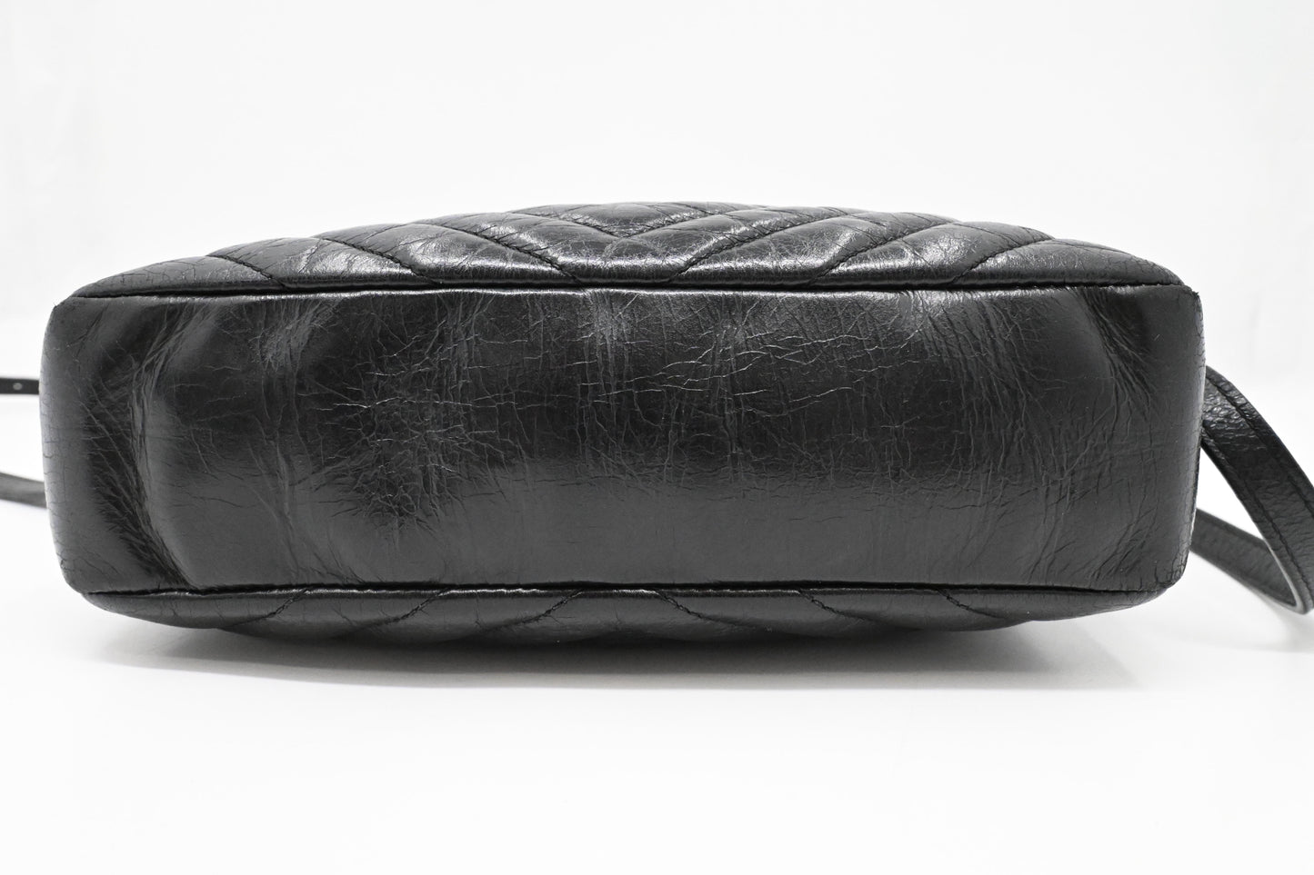 YSL Saint Laurent Lou Camera Bag in Black Leather