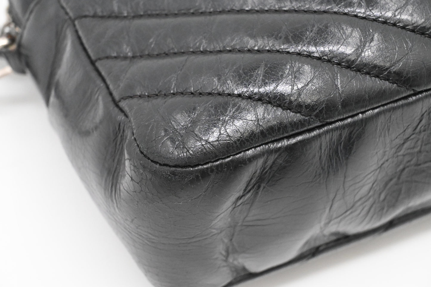 YSL Saint Laurent Lou Camera Bag in Black Leather