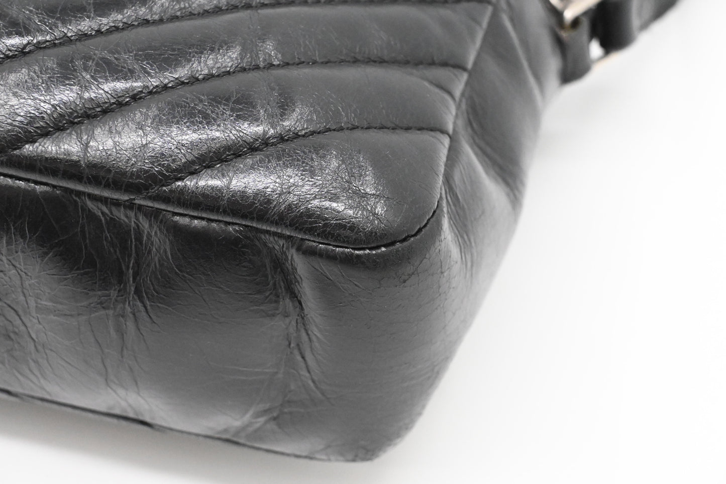 YSL Saint Laurent Lou Camera Bag in Black Leather
