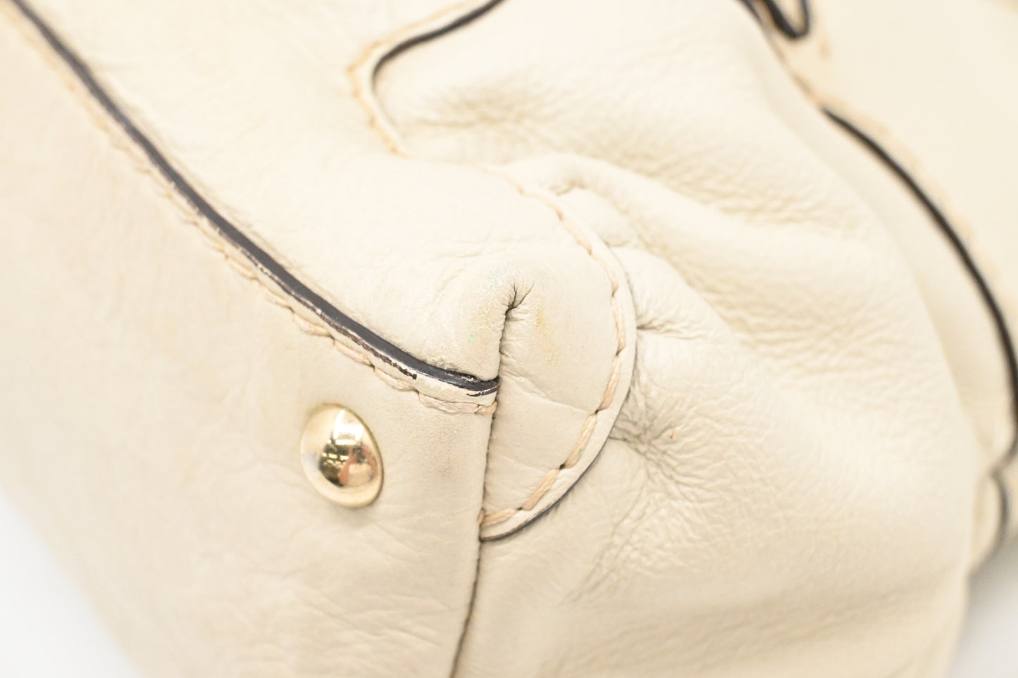 Gucci Horsebit Handbag in Off White Leather