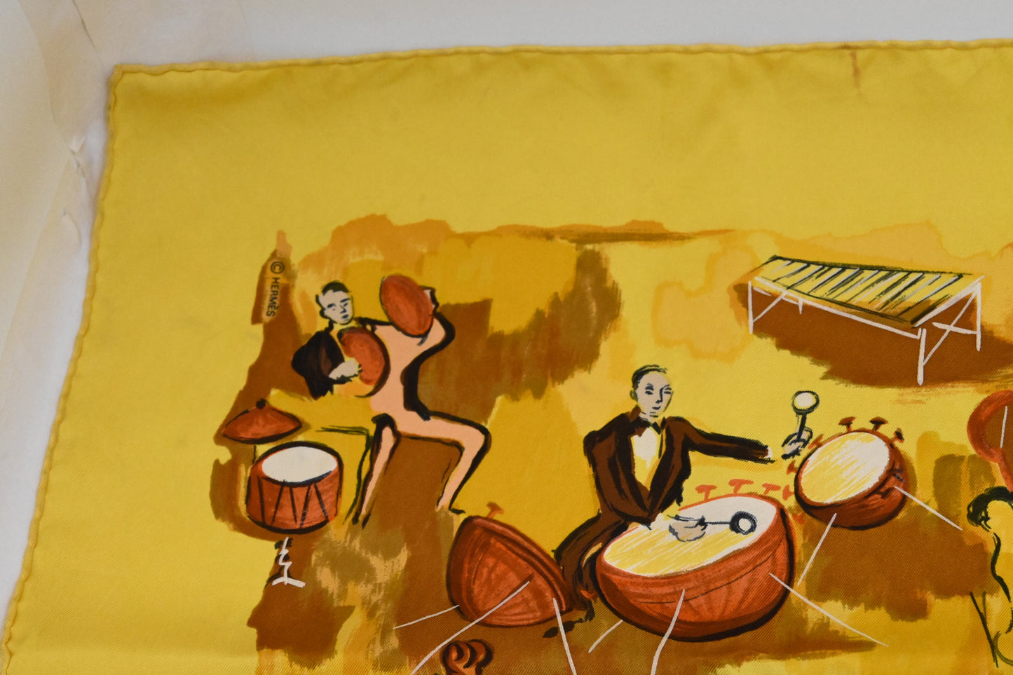 Hermes 'Concerto' Carre 90 in Yellow Silk