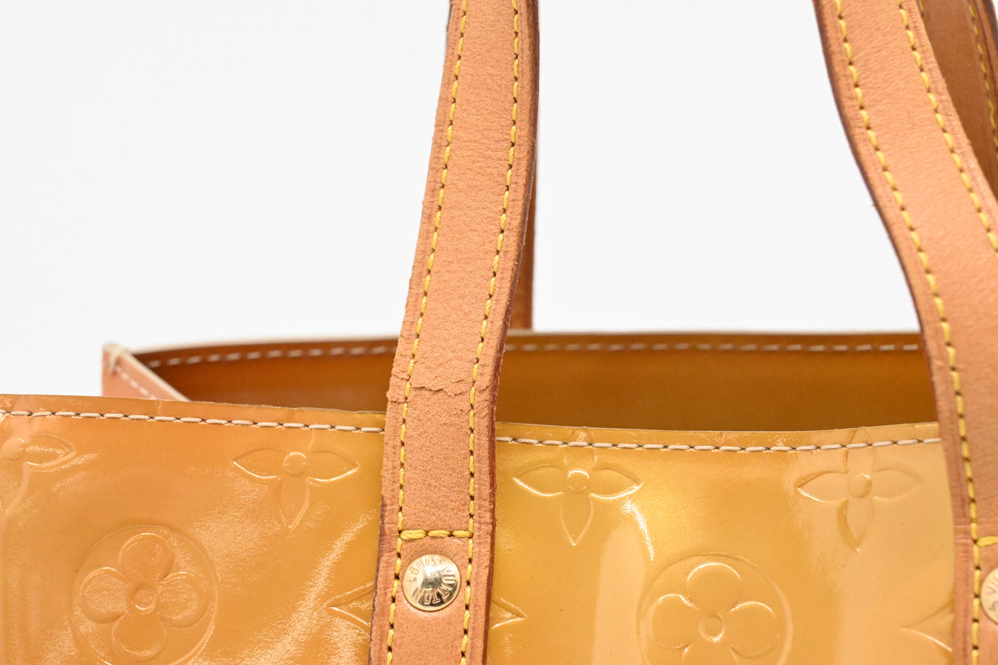 Louis Vuitton Reade PM in Mango Vernis