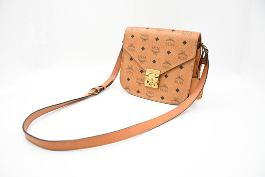 MCM Messenger Bag in Cognac Visetos Canvas