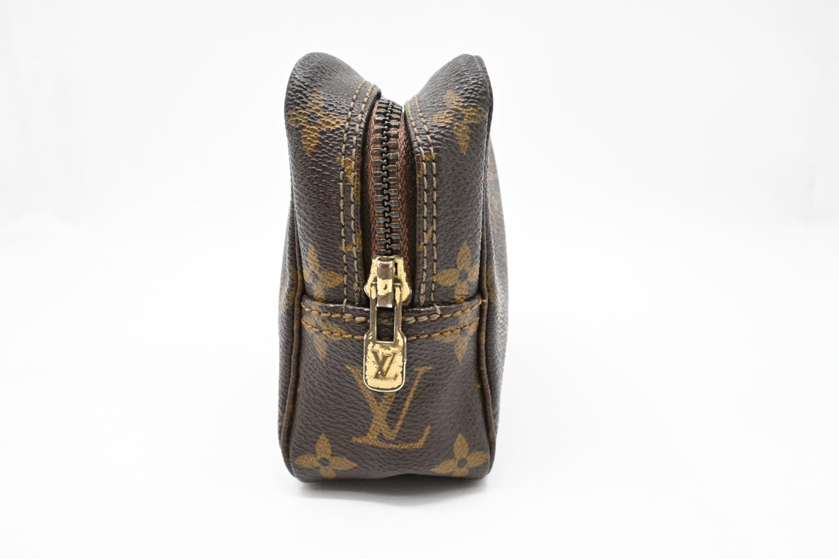 Louis Vuitton Trousse 18 in Monogram Canvas
