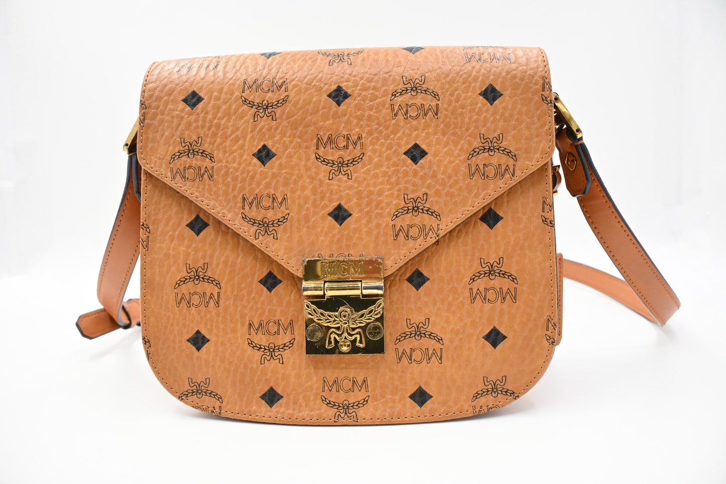 MCM Messenger Bag in Cognac Visetos Canvas