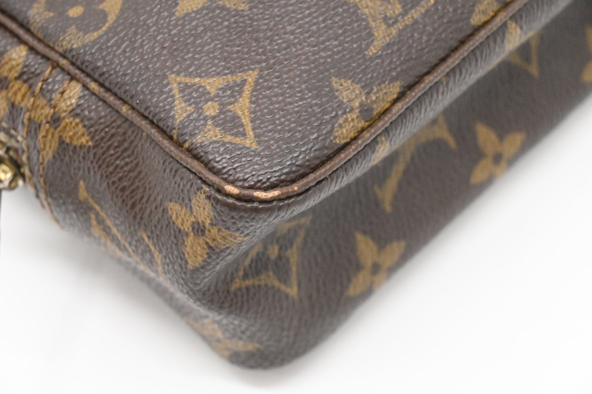 Louis Vuitton Trousse 18 in Monogram Canvas