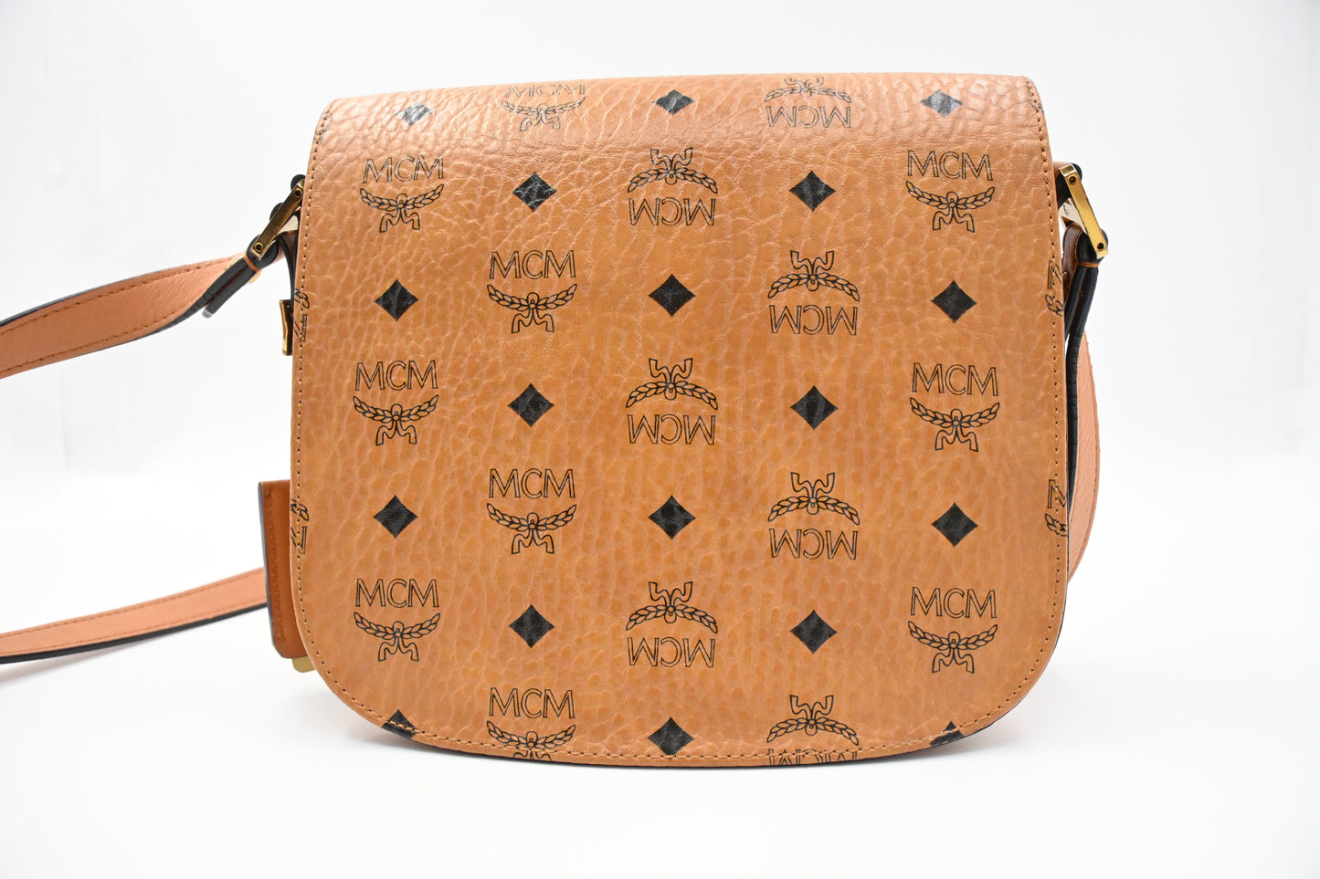 MCM Messenger Bag in Cognac Visetos Canvas