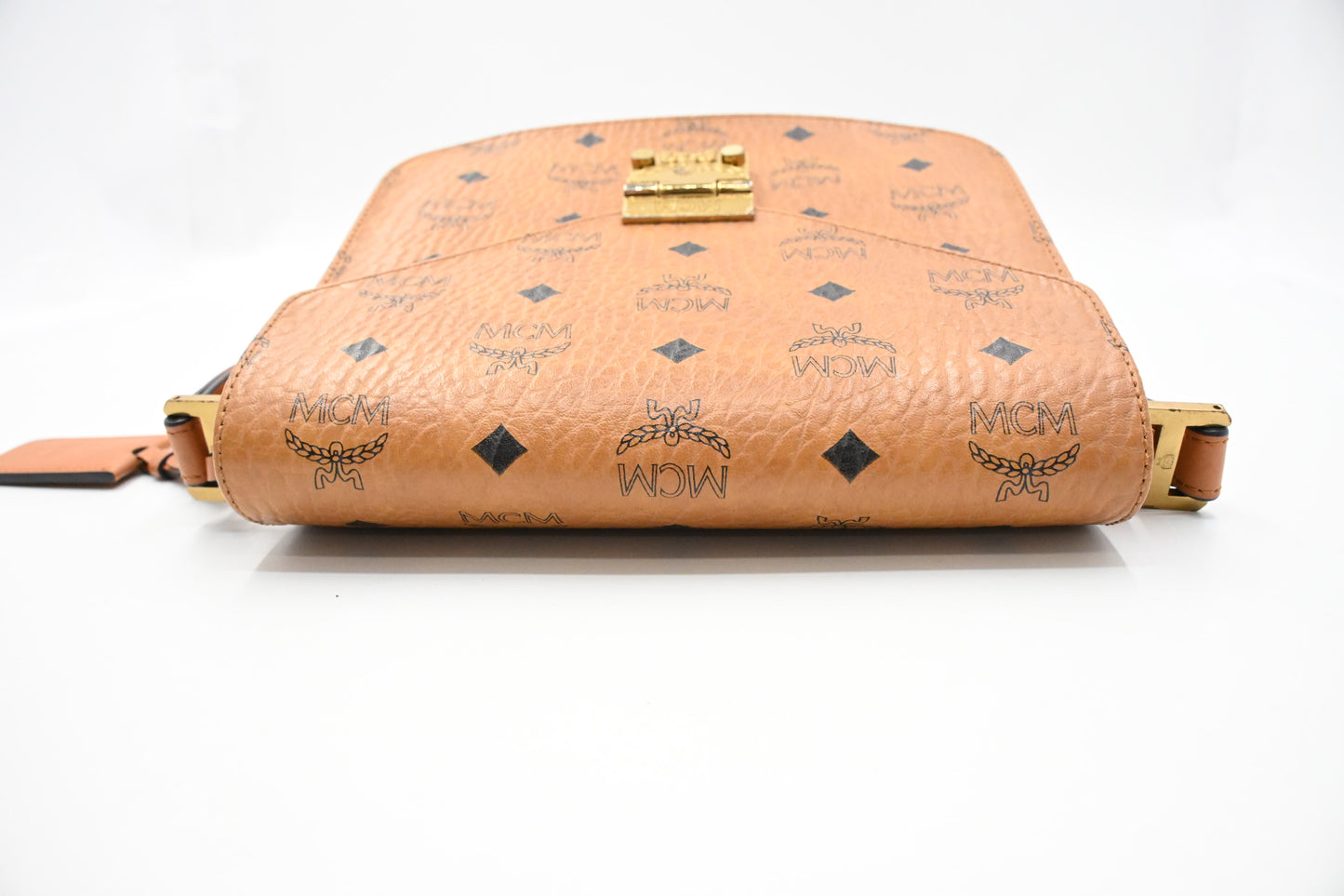 MCM Messenger Bag in Cognac Visetos Canvas
