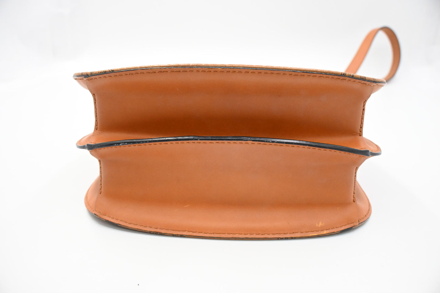 MCM Messenger Bag in Cognac Visetos Canvas