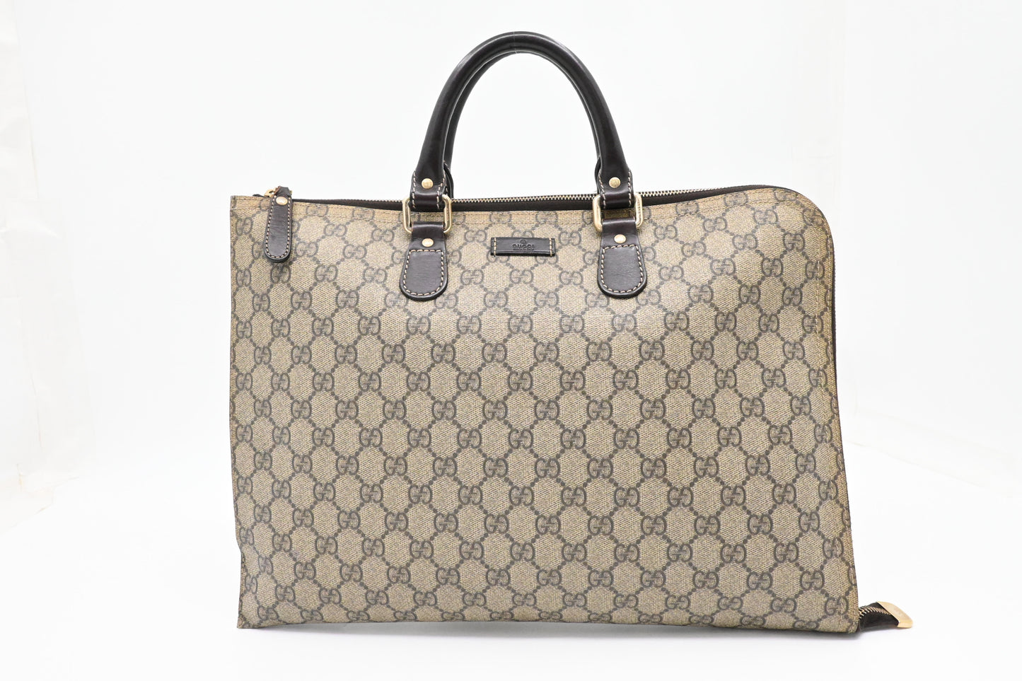 Gucci Business Bag in GG Supreme Canvas