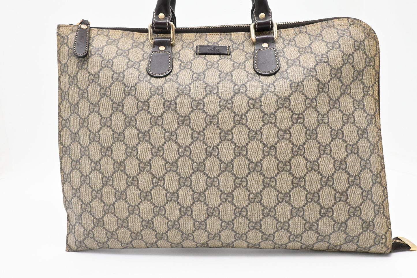 Gucci Business Bag in GG Supreme Canvas