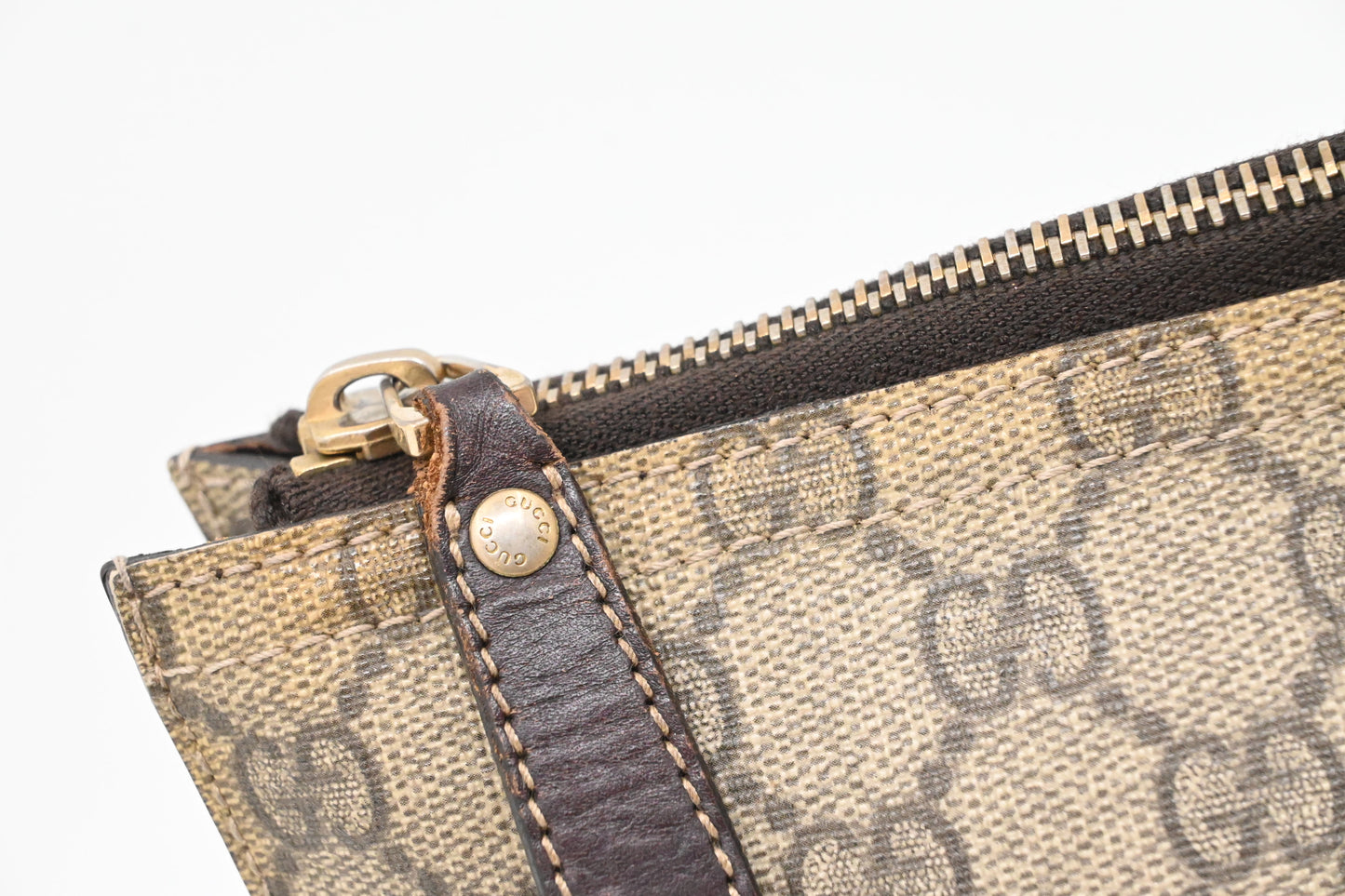 Gucci Business Bag in GG Supreme Canvas