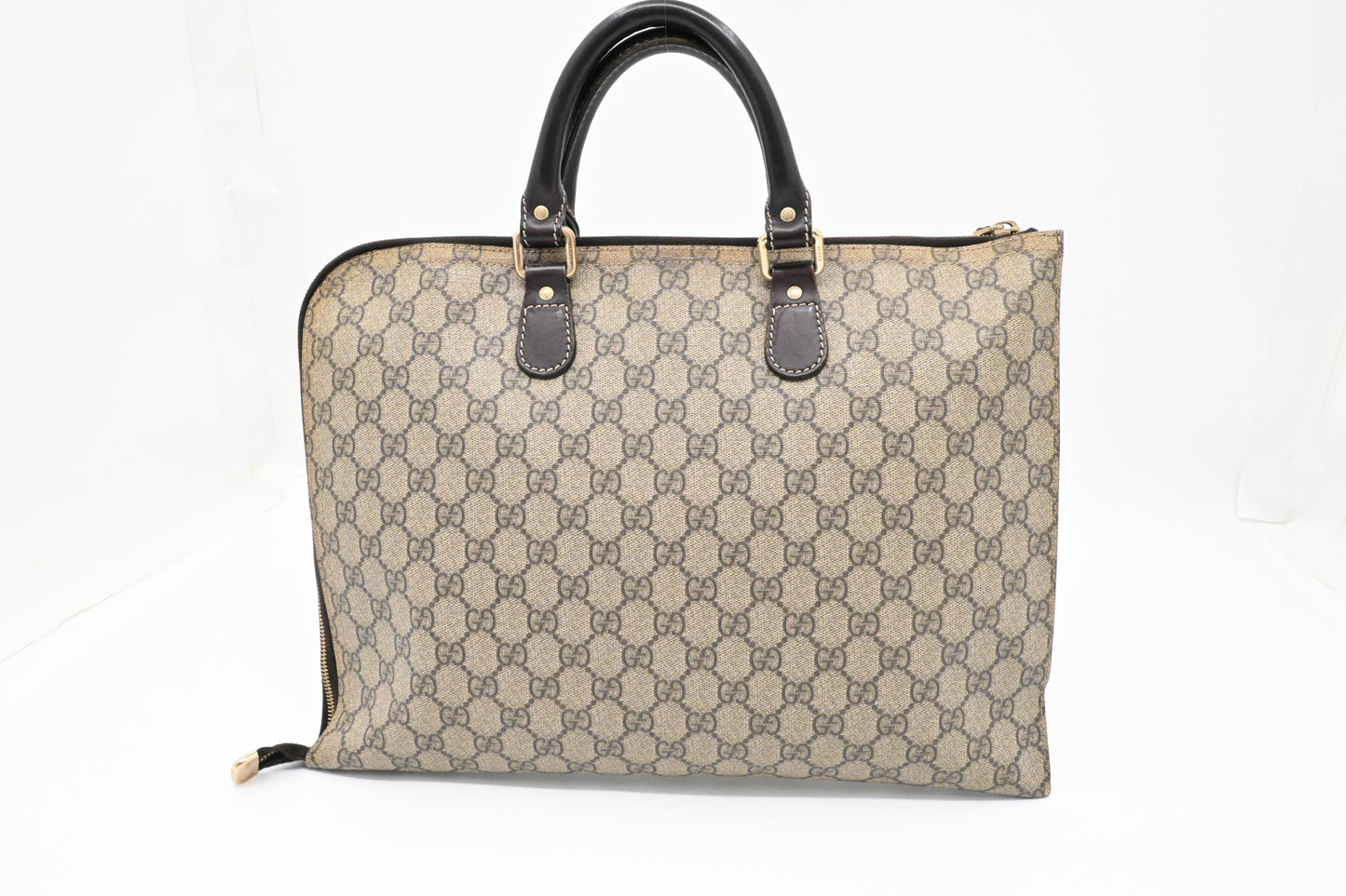 Gucci Business Bag in GG Supreme Canvas