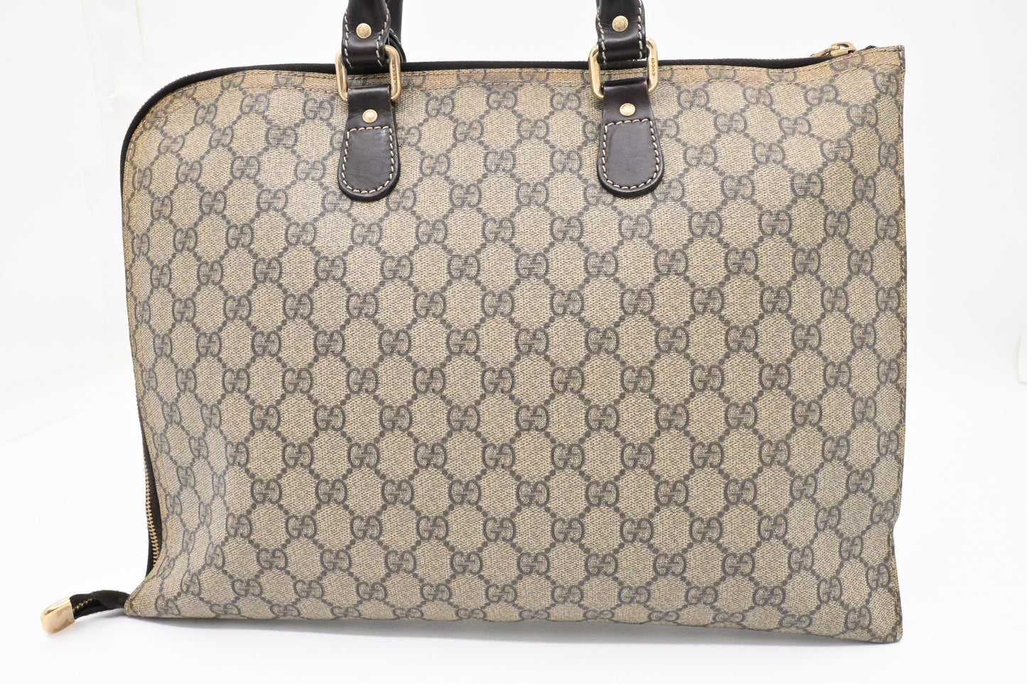 Gucci Business Bag in GG Supreme Canvas