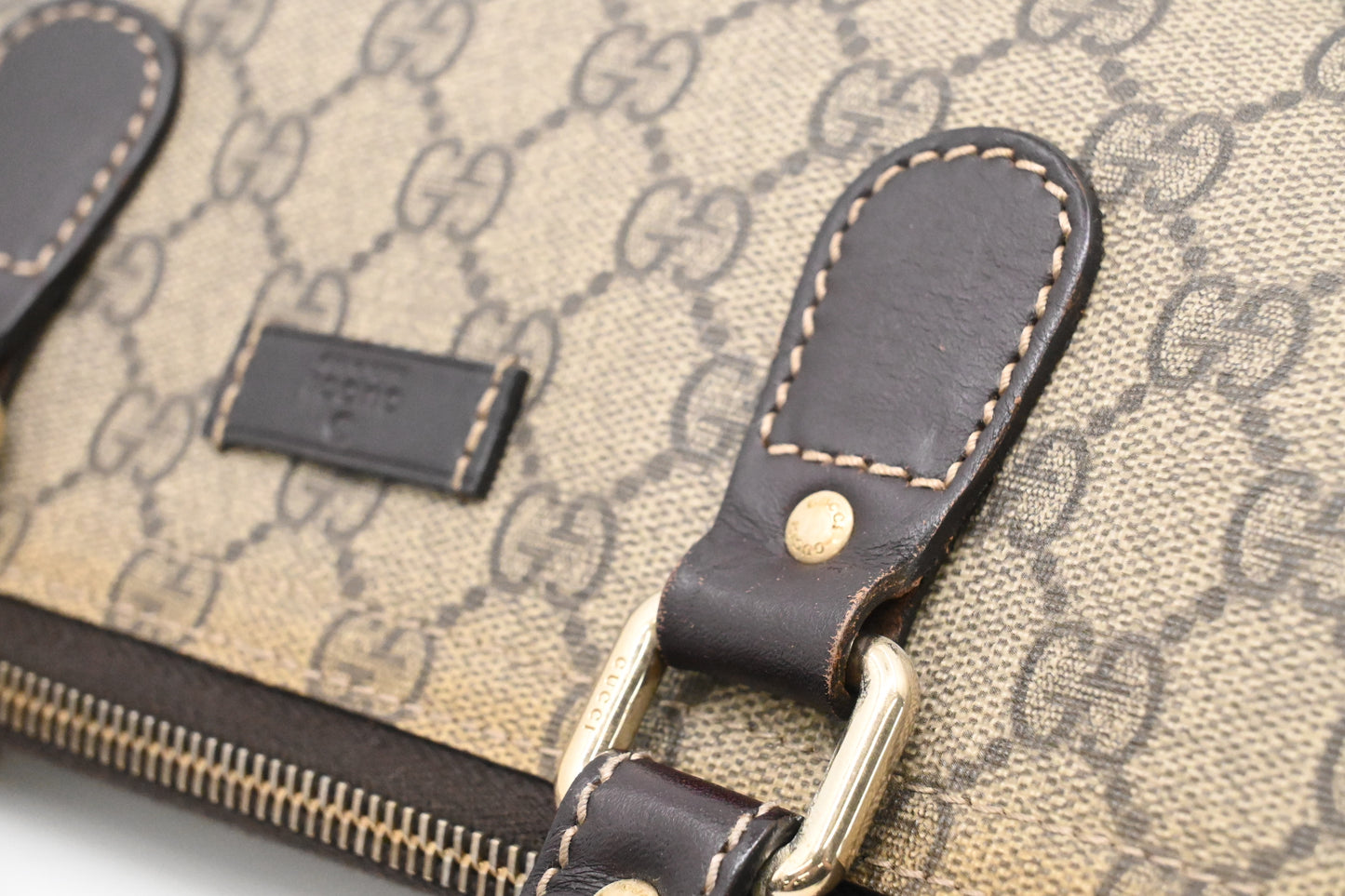 Gucci Business Bag in GG Supreme Canvas