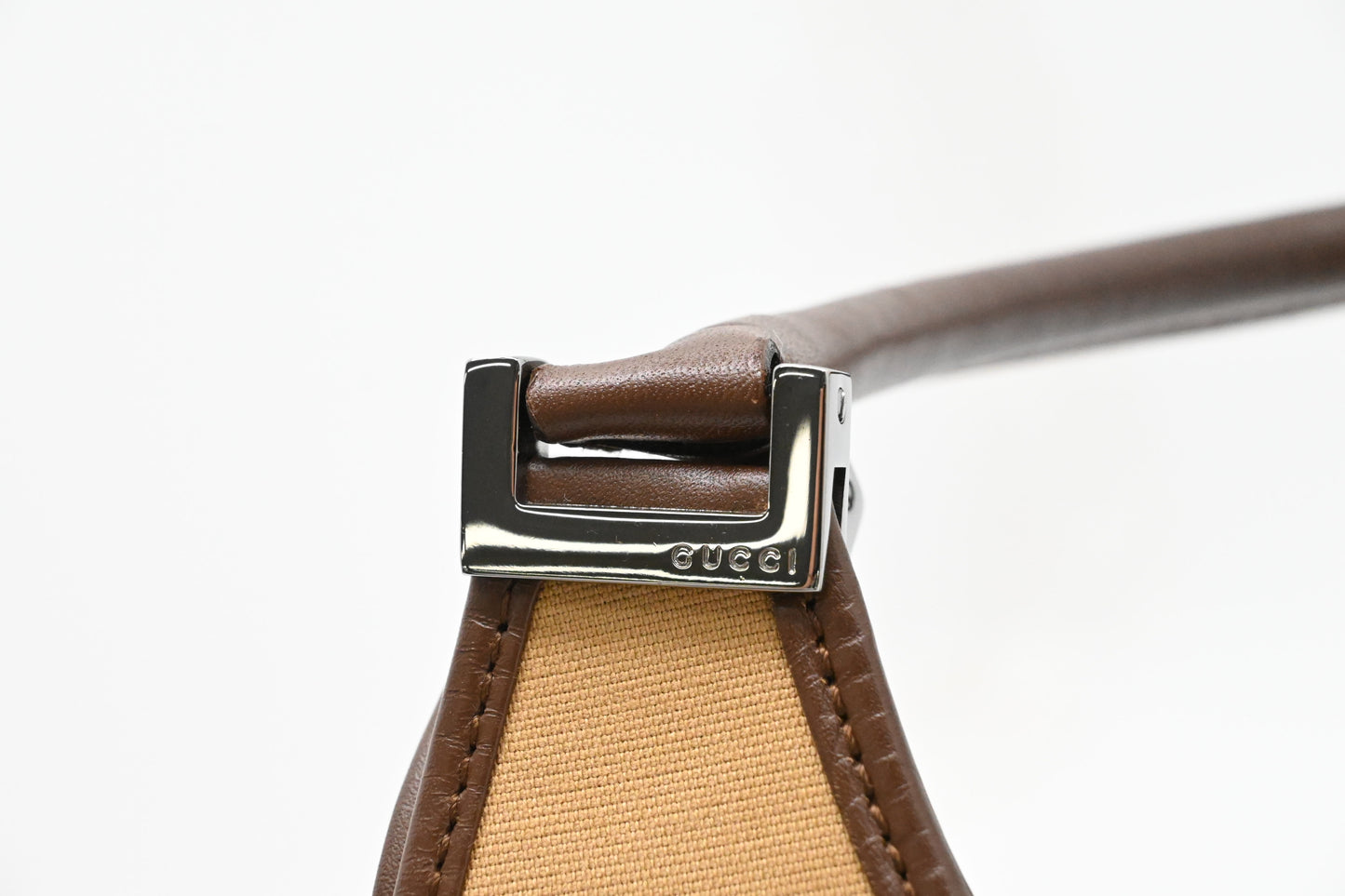 Gucci Jackie Shoulder Bag in Tan Canvas