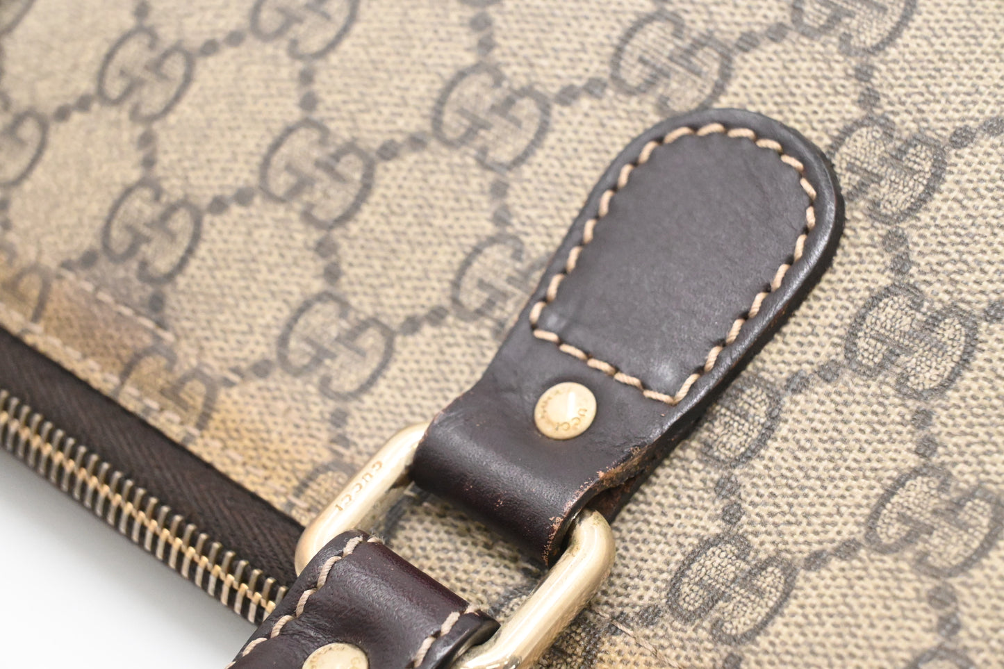 Gucci Business Bag in GG Supreme Canvas