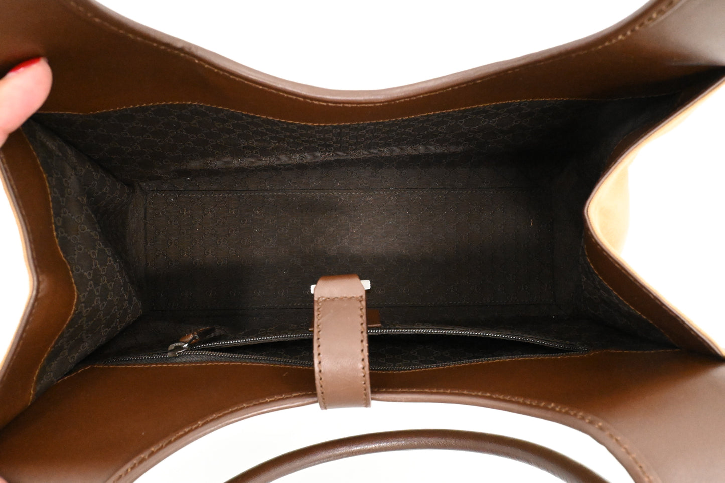 Gucci Jackie Shoulder Bag in Tan Canvas