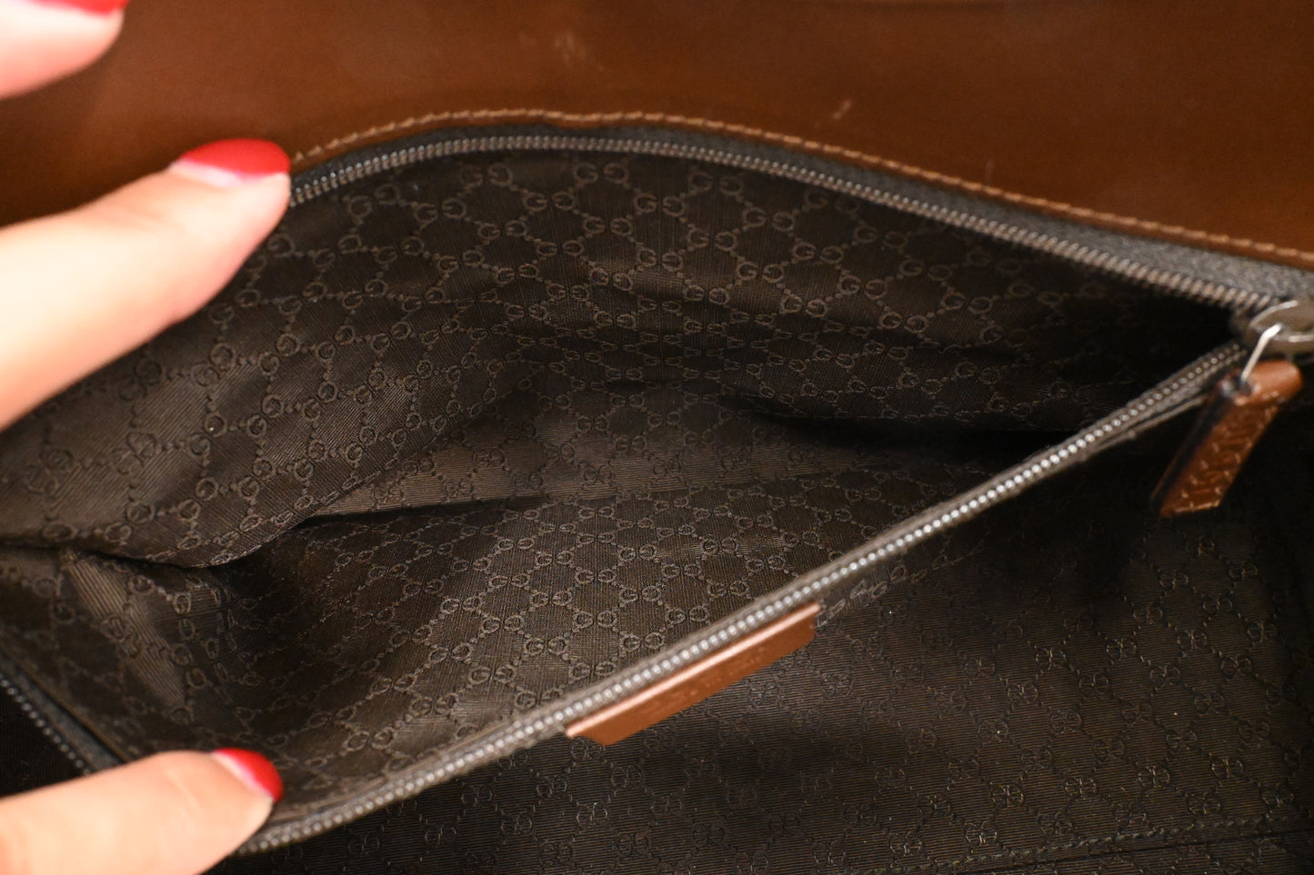 Gucci Jackie Shoulder Bag in Tan Canvas