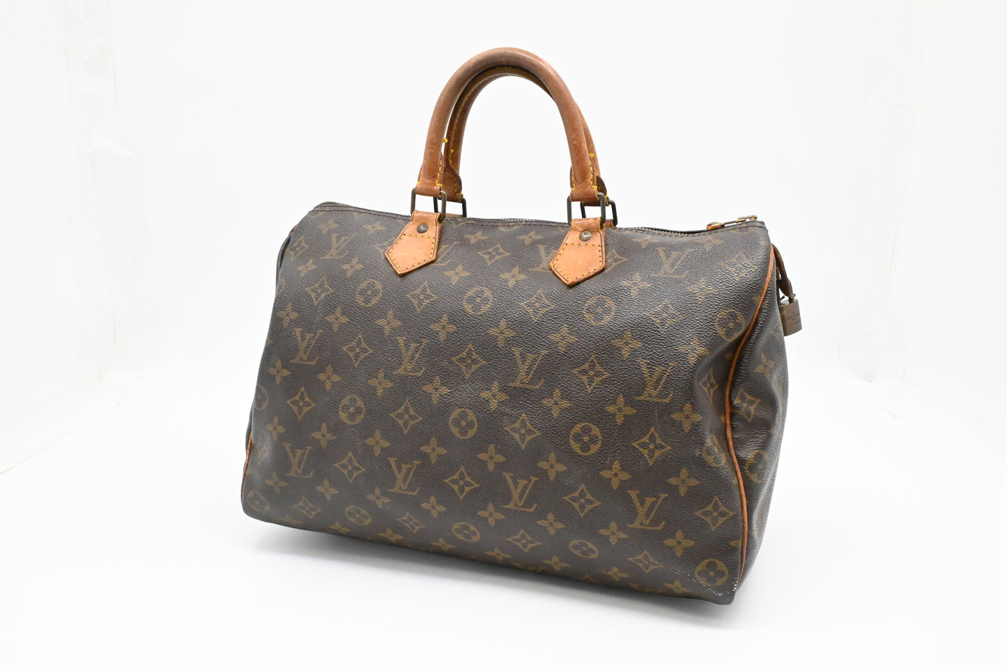 Louis Vuitton Speedy 30 in Monogram Canvas